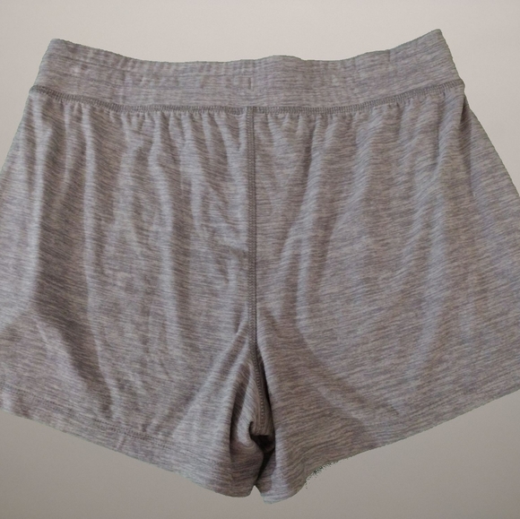90 Degree By Reflex Soft and Comfy Activewear Lounge Shorts with Pockets Small - Picture 2 of 3